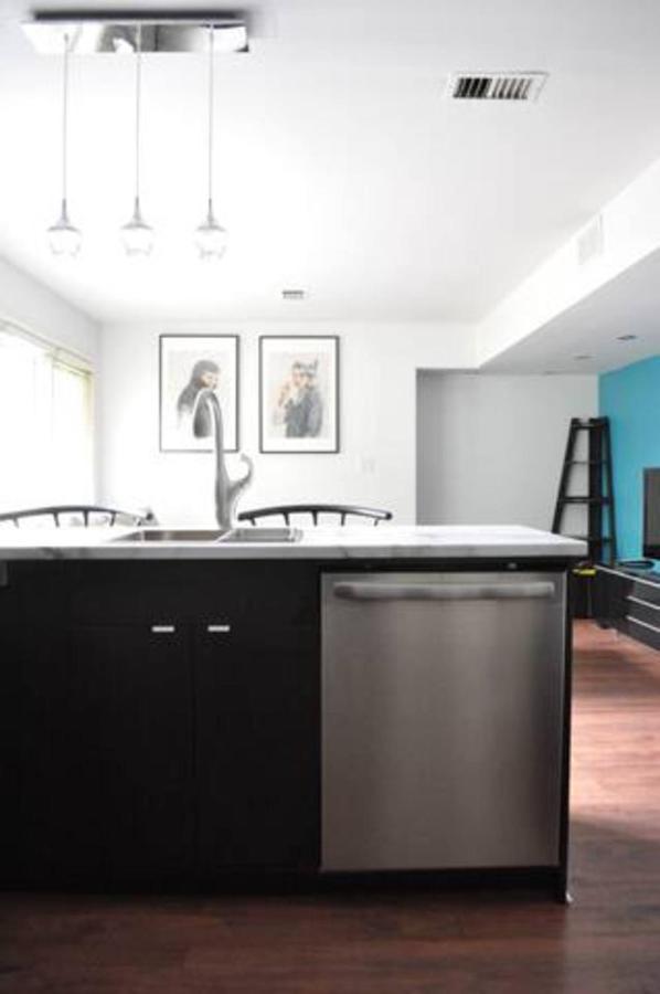 Cozy 1 Bd Suite Centrally Located North Vancouver Kültér fotó