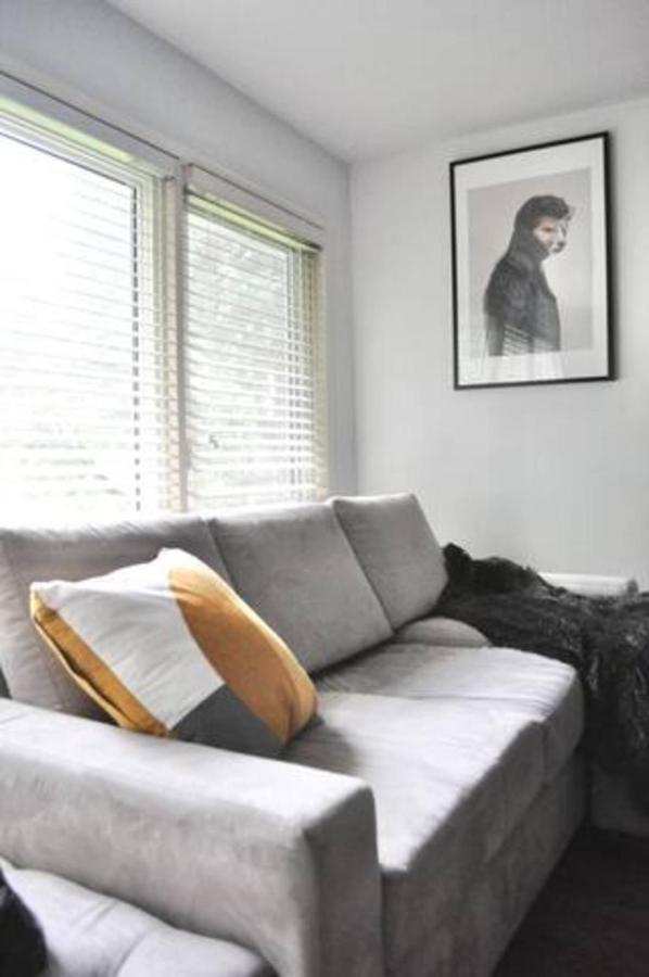 Cozy 1 Bd Suite Centrally Located North Vancouver Kültér fotó